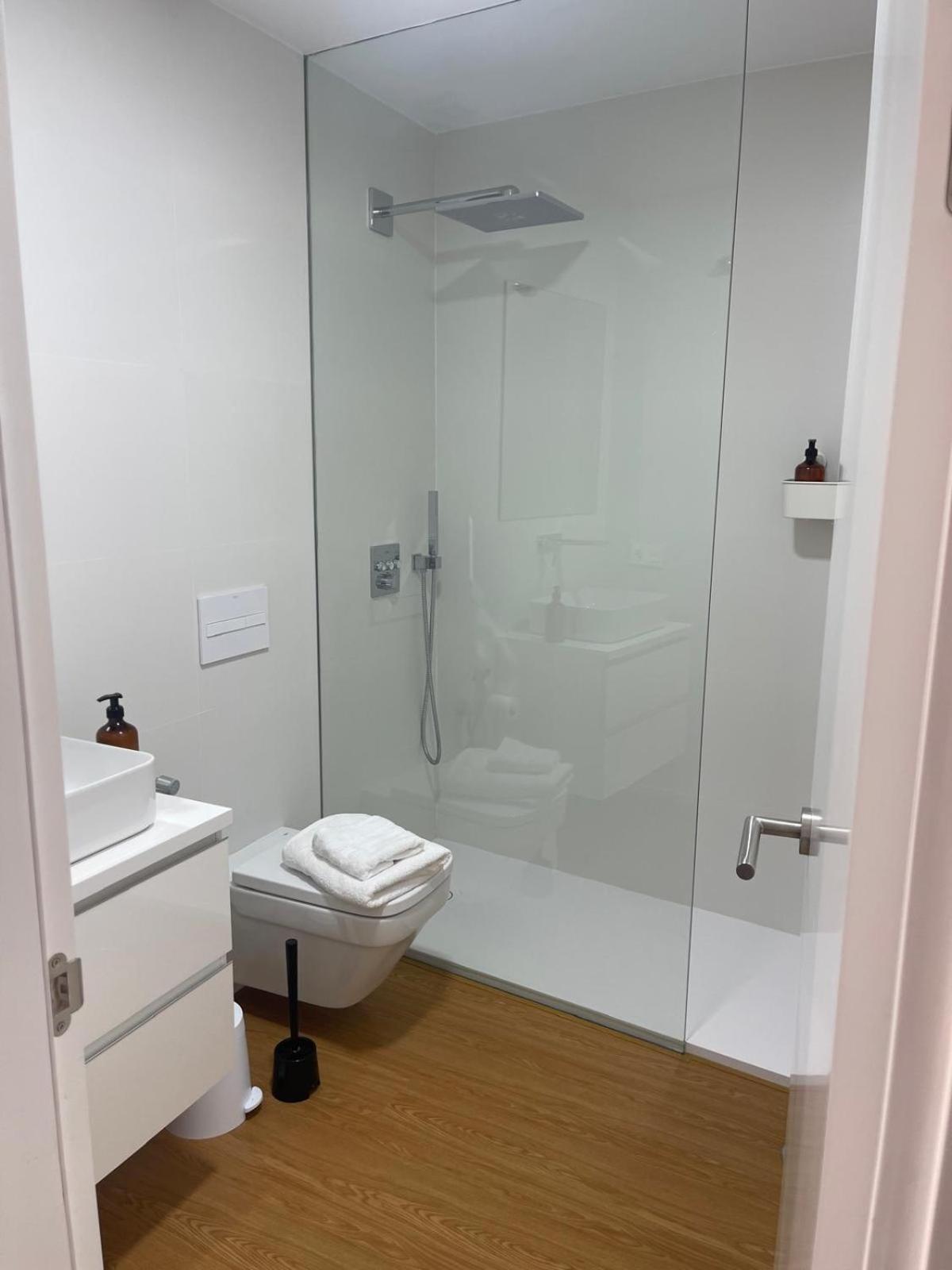 Apartamento Calle Rodrigo De Triana Con Opcion De Parking Sevilla Kültér fotó