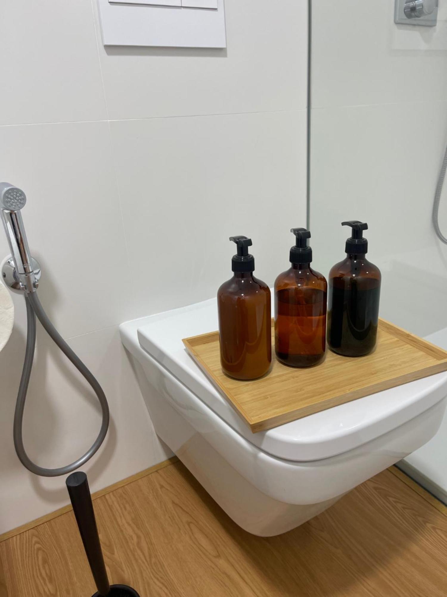 Apartamento Calle Rodrigo De Triana Con Opcion De Parking Sevilla Kültér fotó