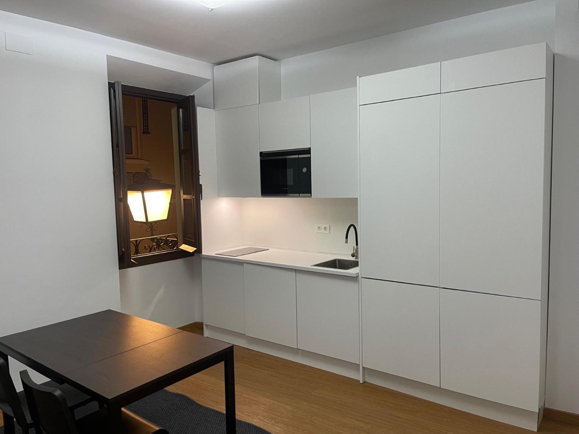 Apartamento Calle Rodrigo De Triana Con Opcion De Parking Sevilla Kültér fotó