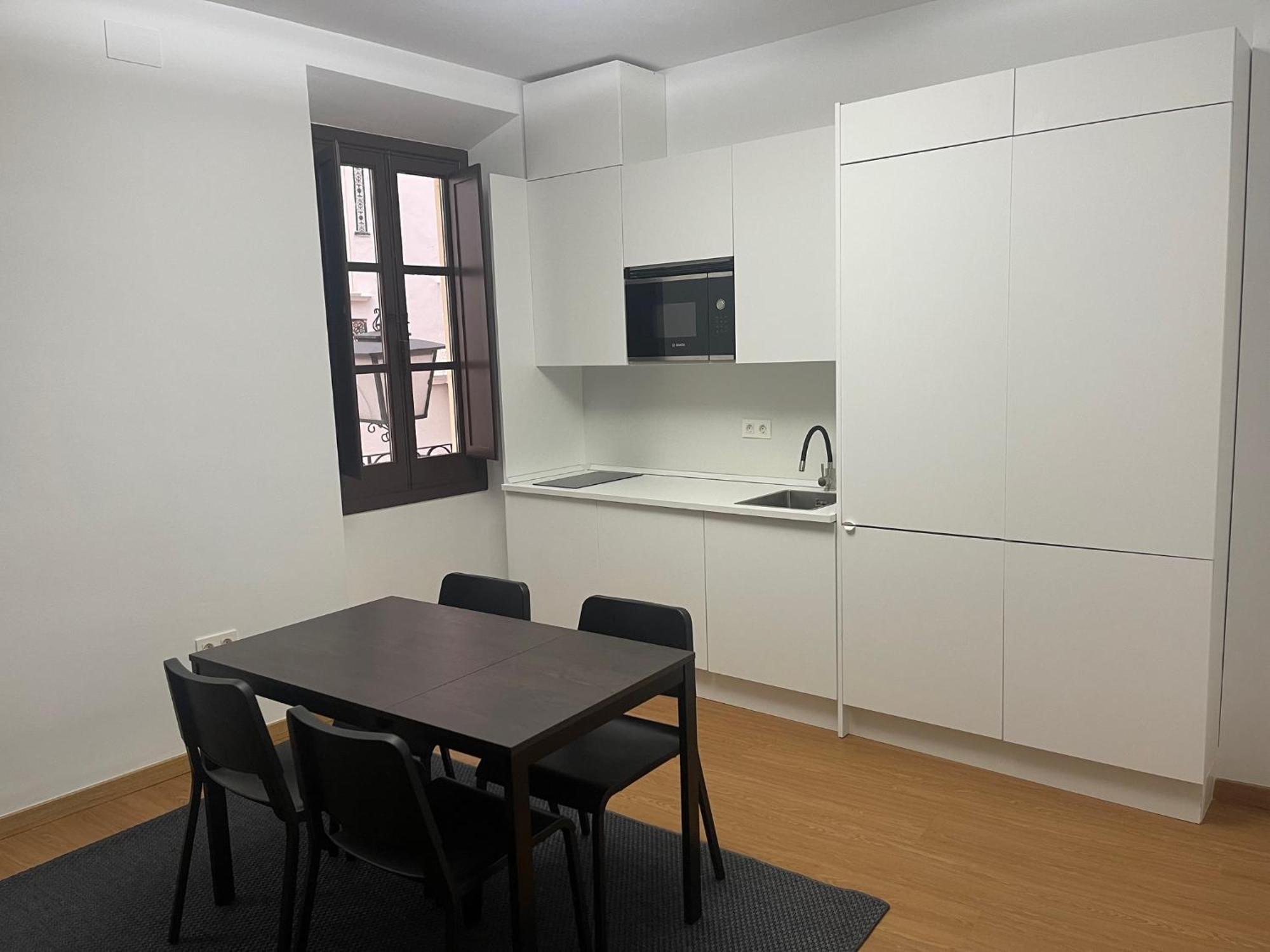 Apartamento Calle Rodrigo De Triana Con Opcion De Parking Sevilla Kültér fotó